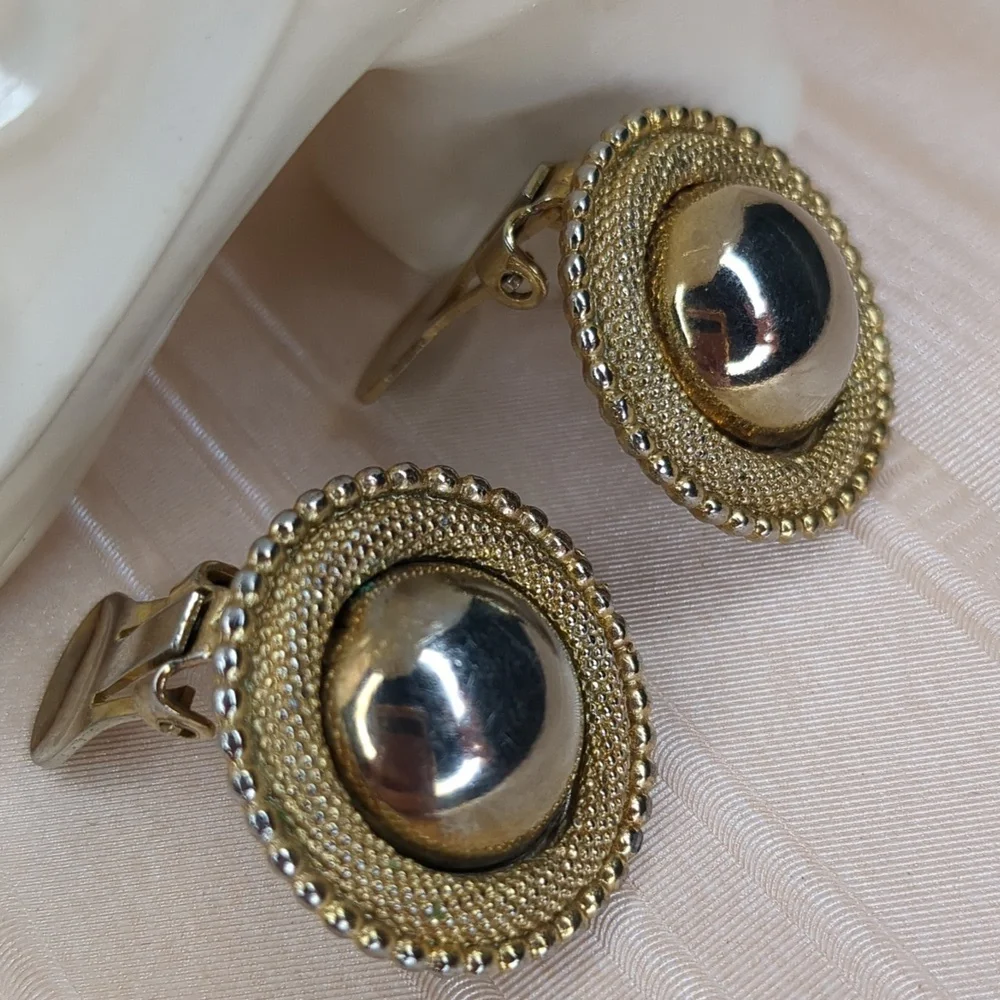 3/$15 Vintage 60s Gold Tone Mesh Button Earrings Round Mid Century Modern Style